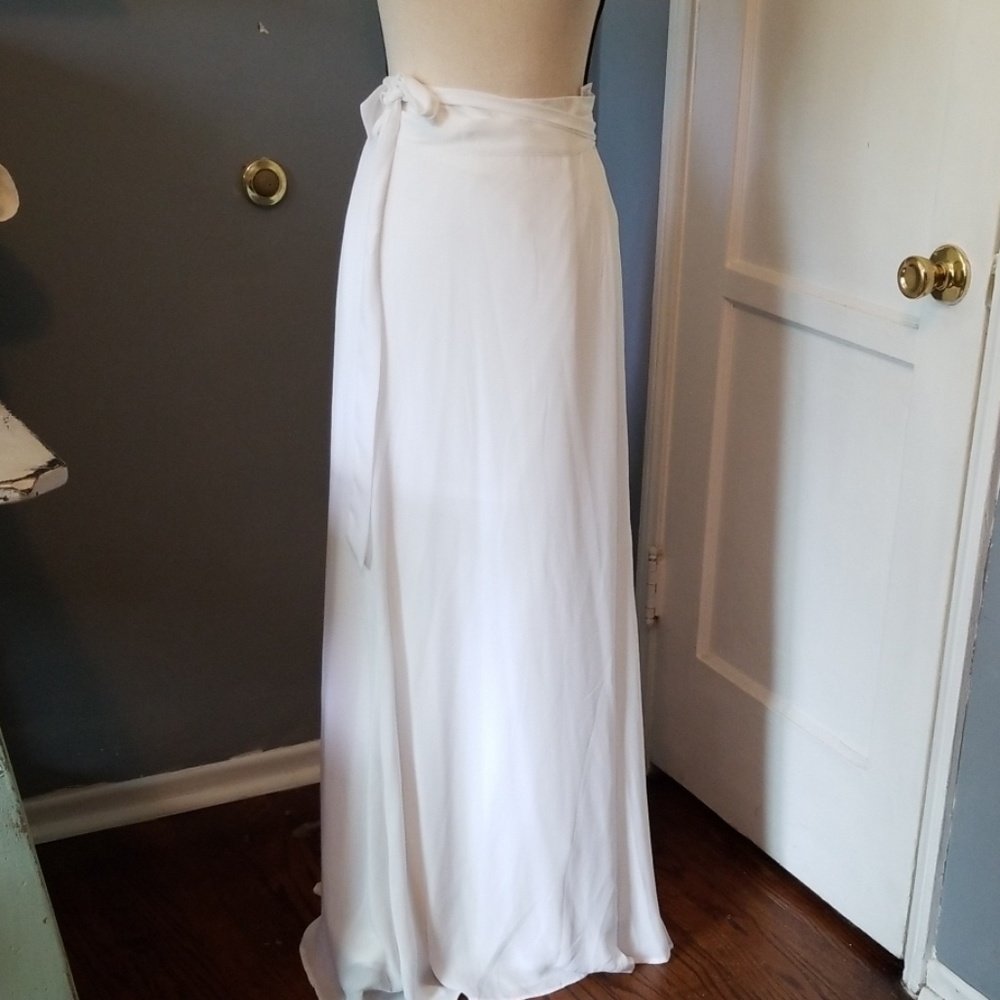 NY&Co white wrap maxi skirt XXL NWOT